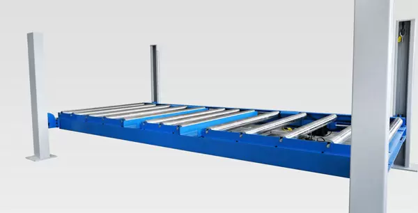 <b>Automatic Rear-loading</b><br/>Automatic Rear-loading. Hydraulic lift table equipped, Increase efficiency by 20%,save manpower and reduce labor cost