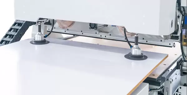 <b>Gripper mechanism</b><br/>Standard configuration gripper mechanism, automatic loading Workpiece