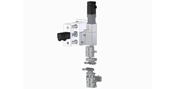 <b>Servo Flexible Flat Scraping Mechanism</b><br/>Based on different shapes, servo control enables precise contour removal of excess glue lines, improving edge banding quality.