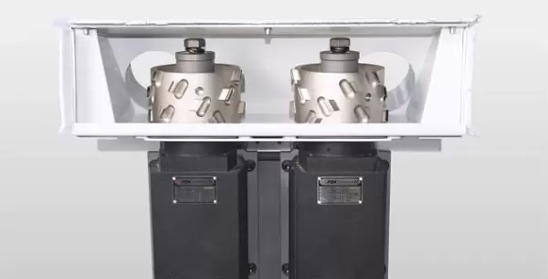 <b>Pre-milling Mechanism</b><br/>Standard configuration includes 40mm milling cutters. Utilizing dual milling cutters, it further refines ripples, burrs, and non-perpendicularity issues after initial cutting, achieving better edge banding. This results in a tighter fit between the edge banding strip and the board, improving overall integrity and aesthetics.
