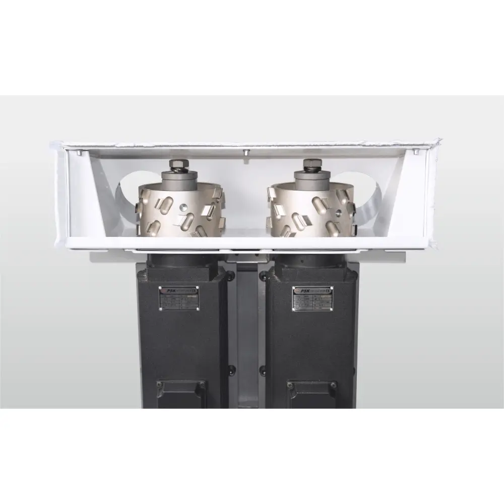 <b>Pre-milling unit</b><br/>Dual 40mm milling cutters eliminate waviness, burrs, and uneven surfaces to deliver smooth edges for tight tape bonding.