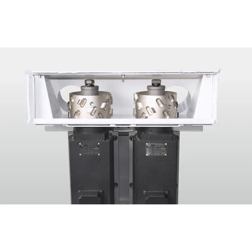 <b>Pre-milling unit</b><br/>Dual 40mm milling cutters eliminate waviness, burrs, and uneven surfaces to deliver smooth edges for tight tape bonding.