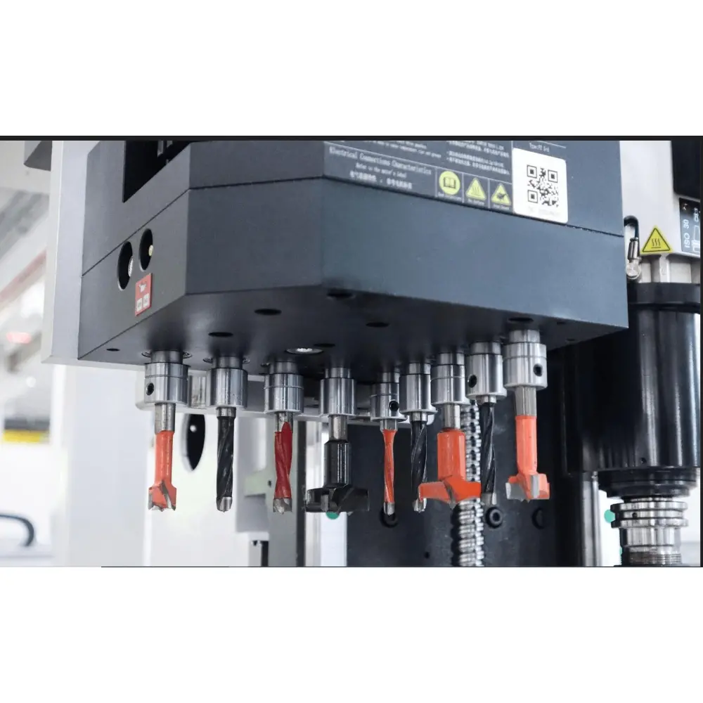 <b>Drill Head</b><br/>10V drilling head,to realize efficient work.