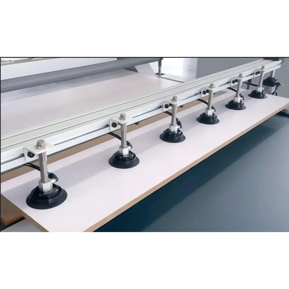 <b>Grab mechanism</b><br/>Standard with gripper, automatic,loadingWorkpiece automatic alignment.
