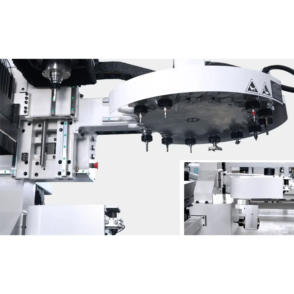 <b>Tools Changers</b><br/>16-post rotary ATC,HSKF63 equipped, fast and accurate changeover.