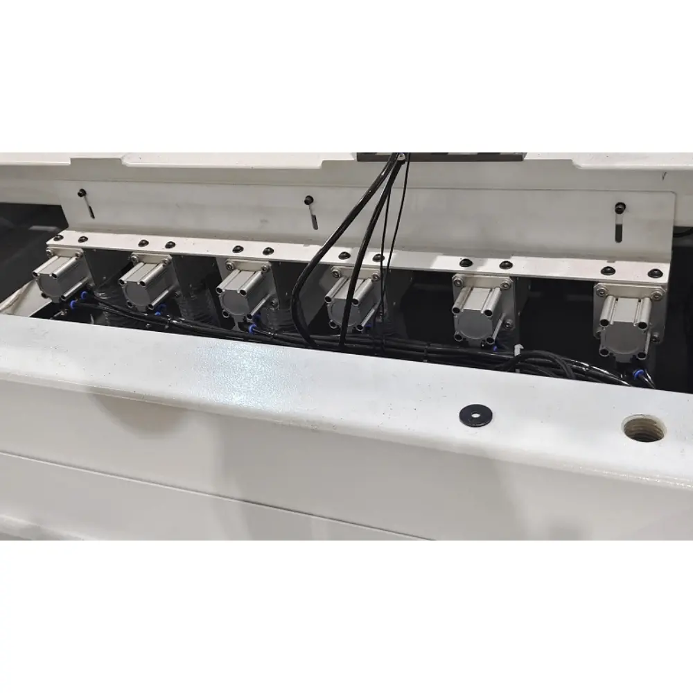 <b>Automatic Vacuum valve</b><br/>6 automatic control vacuum zone.